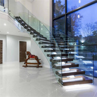 Custom Made Curved Glass Balustrade Pool Fence and Staircase